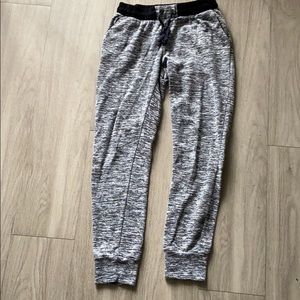 Grey women’s joggers